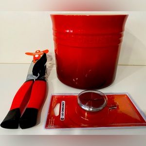 NWT lot of 3 Le Creuset Large Utensil Crock/Holder, Can Opener and Cookware Knob